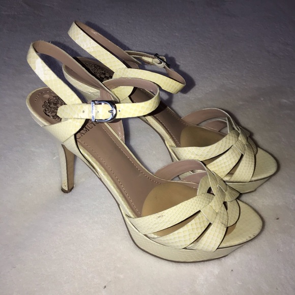Vince Camuto sandals - Picture 3 of 7